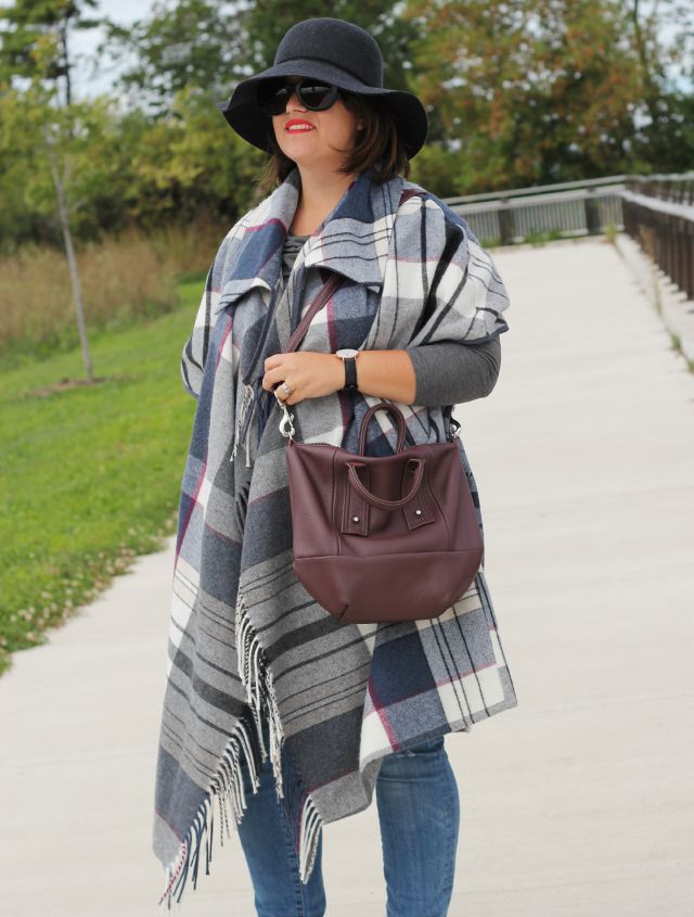 30 fall outfit ideas, plaid blanket coat