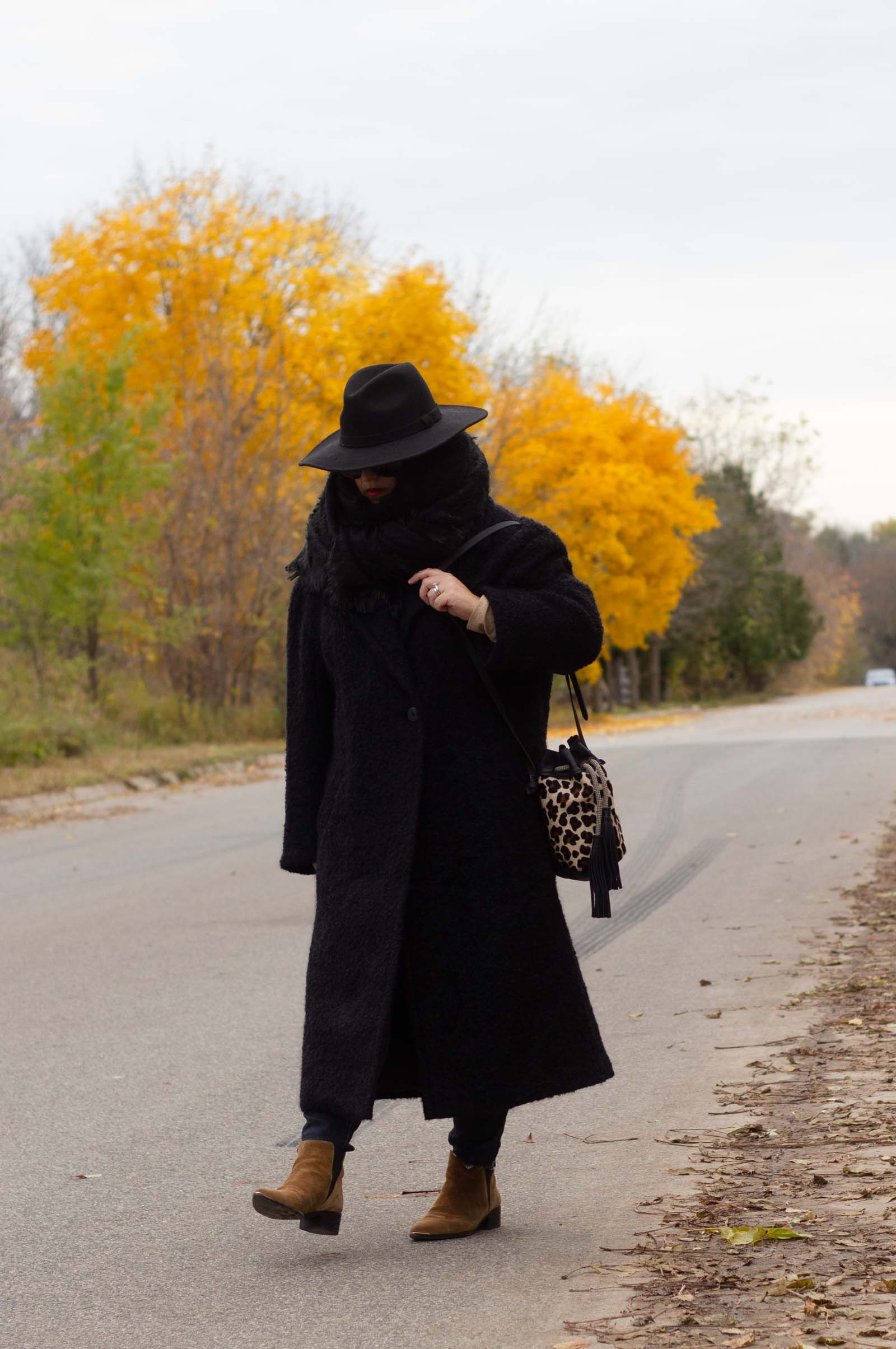 all black outfit, aritzia coat