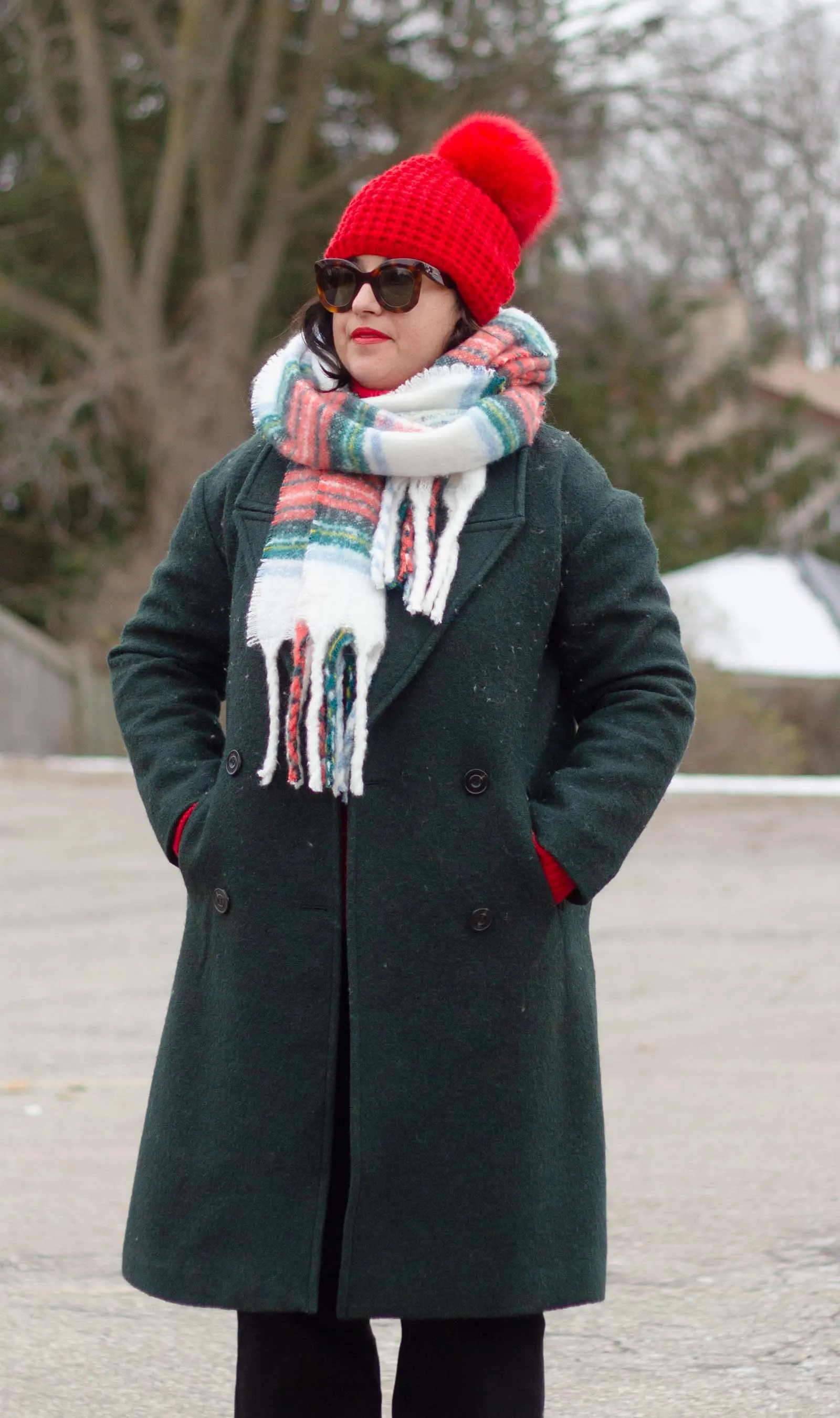 Christmas colours casual christmas outifit with red white and green