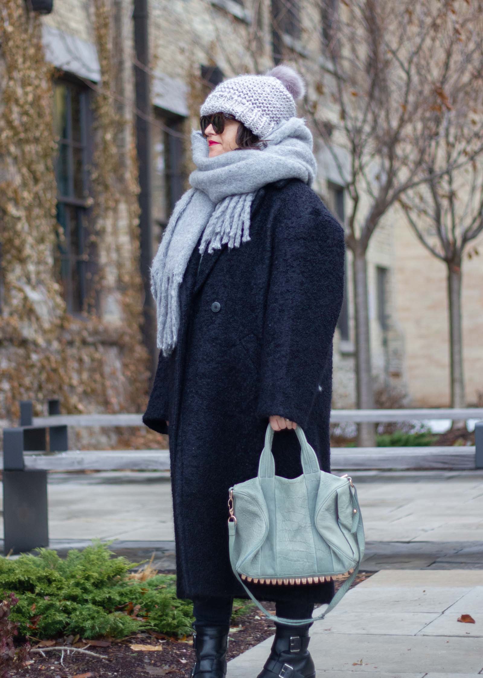 black and grey outfit, black coat Aritzia, grey accessories