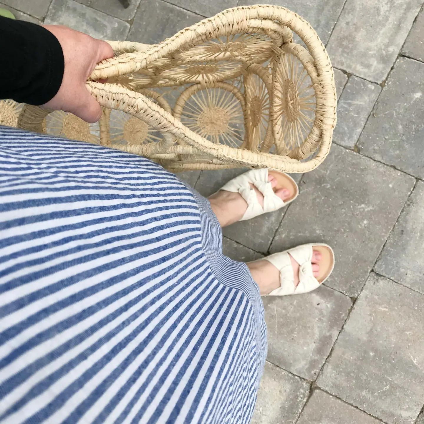 white knot sandals, vacation shoes packing