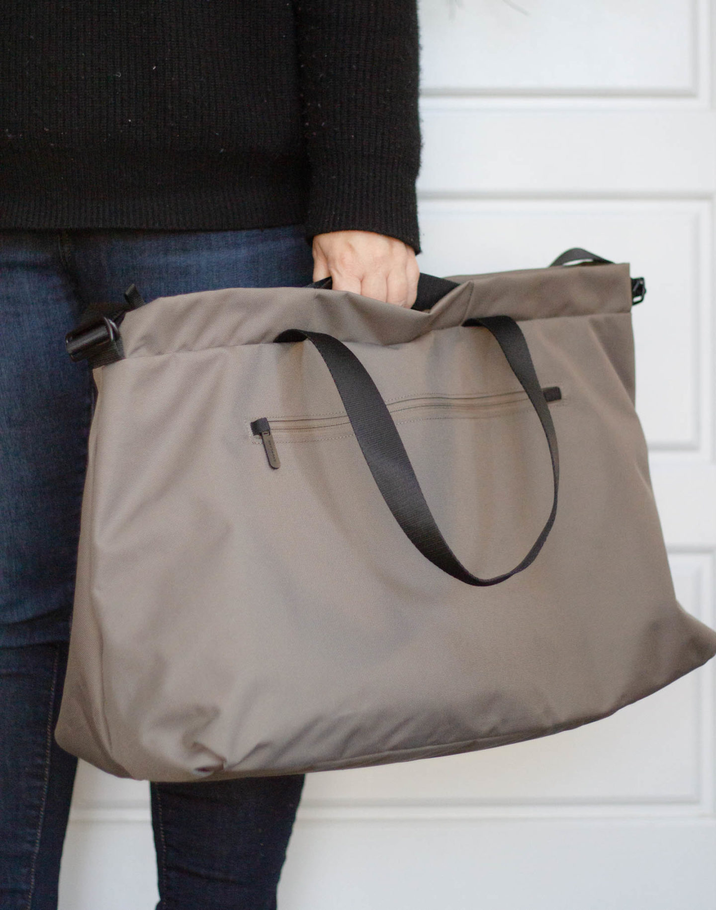 everlane renew weekender review