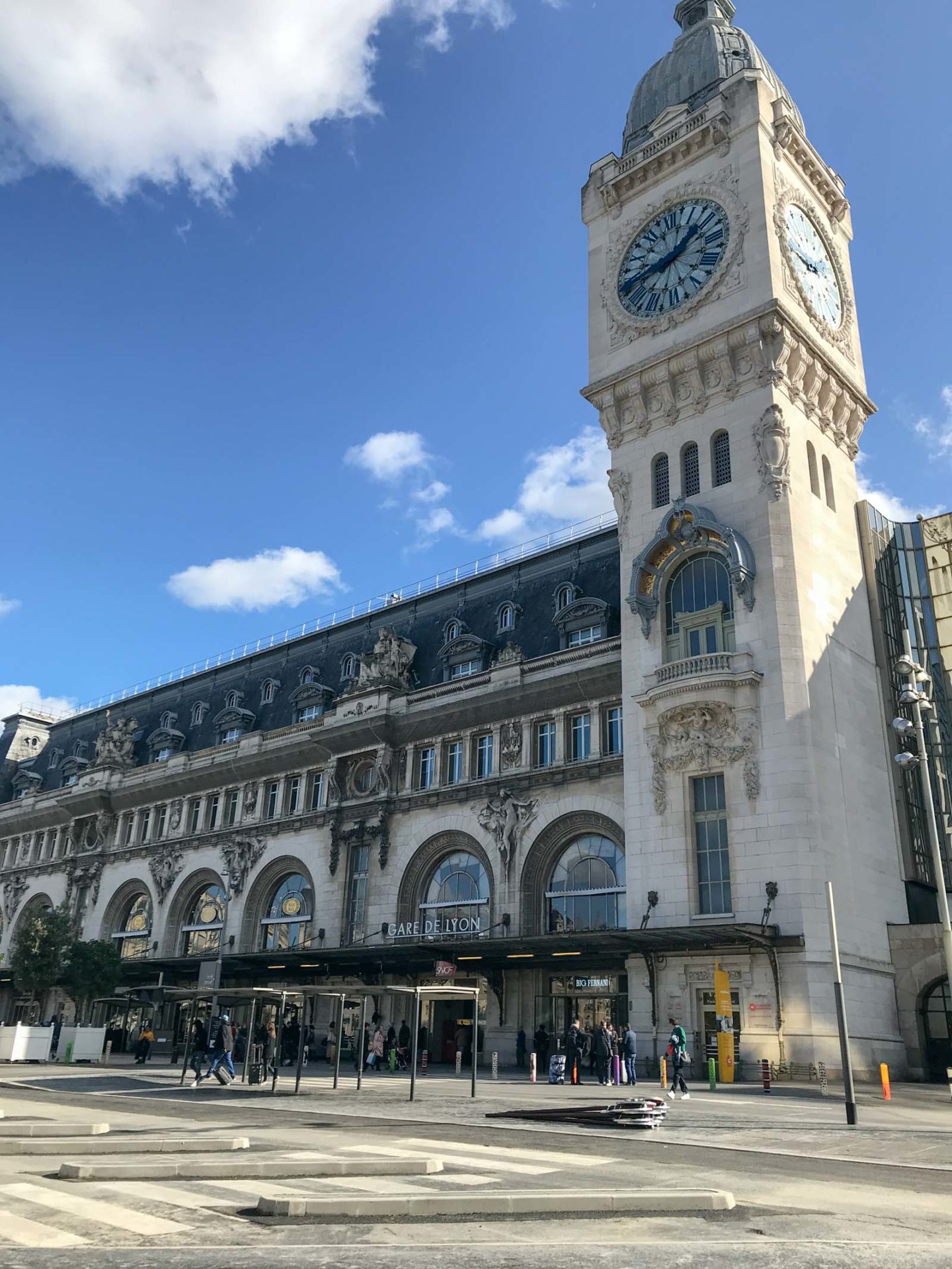 Gare de Lyon station paris