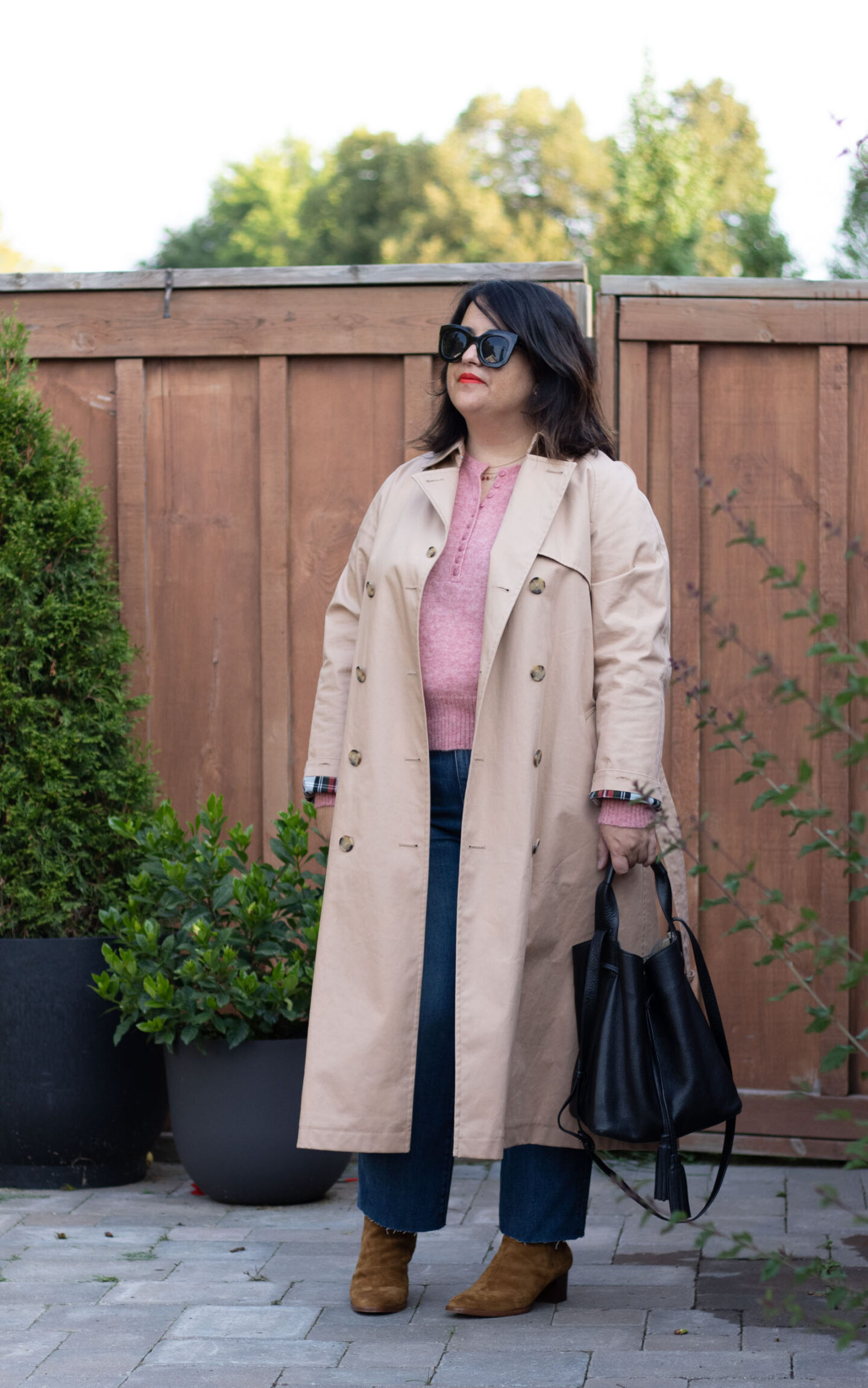 trench coat outfit, pink leon sezane