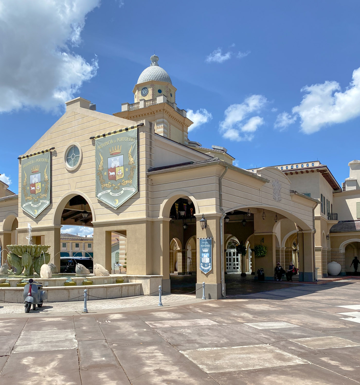 loews portofino bay hotel front entrance