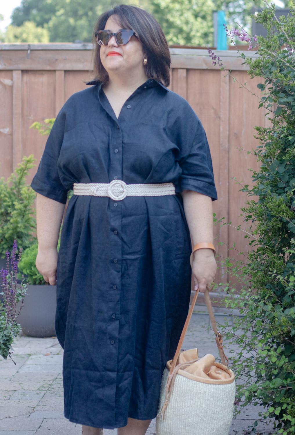 navy linen shirt dress outfit