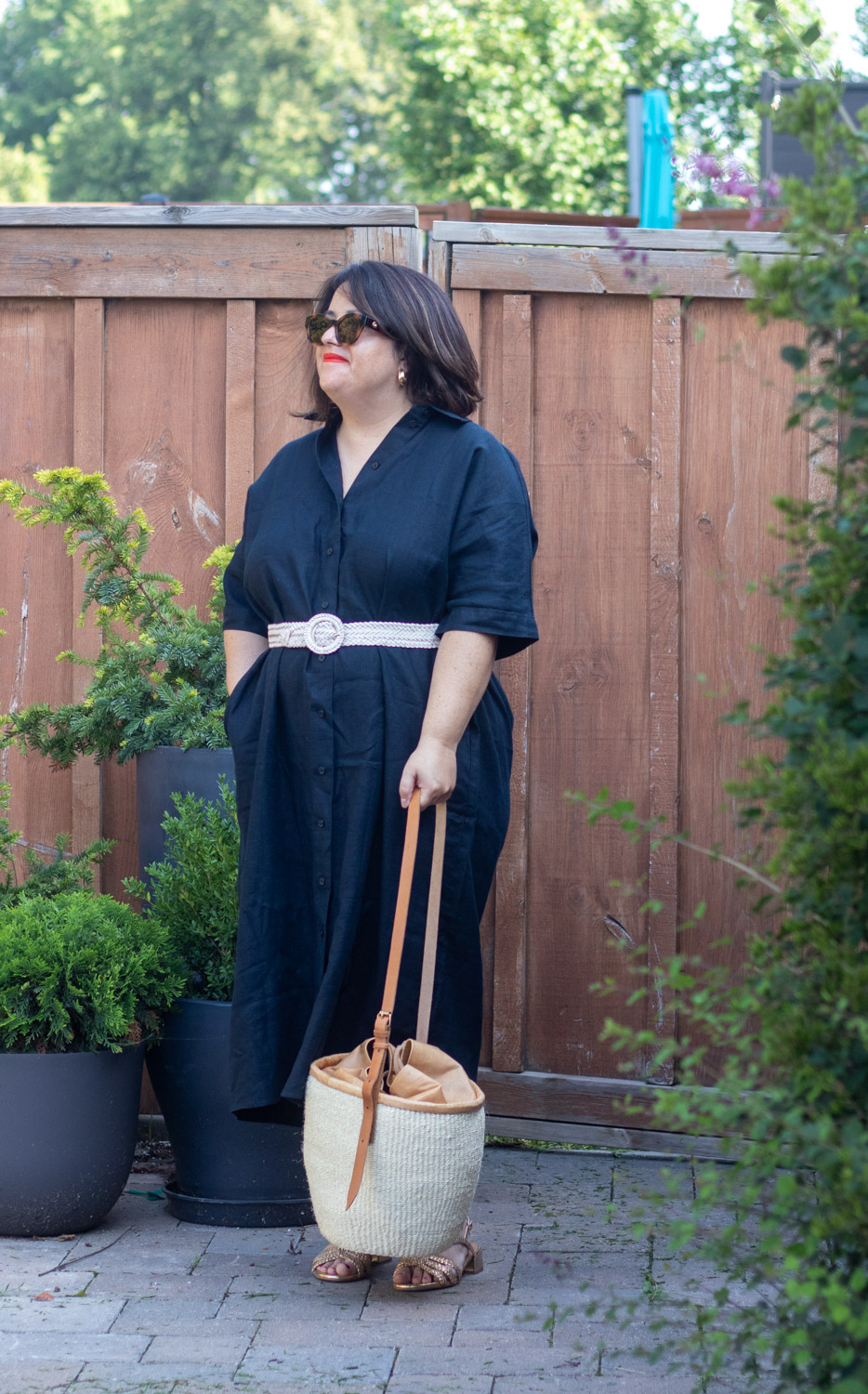 navy linen shirt dress outfit