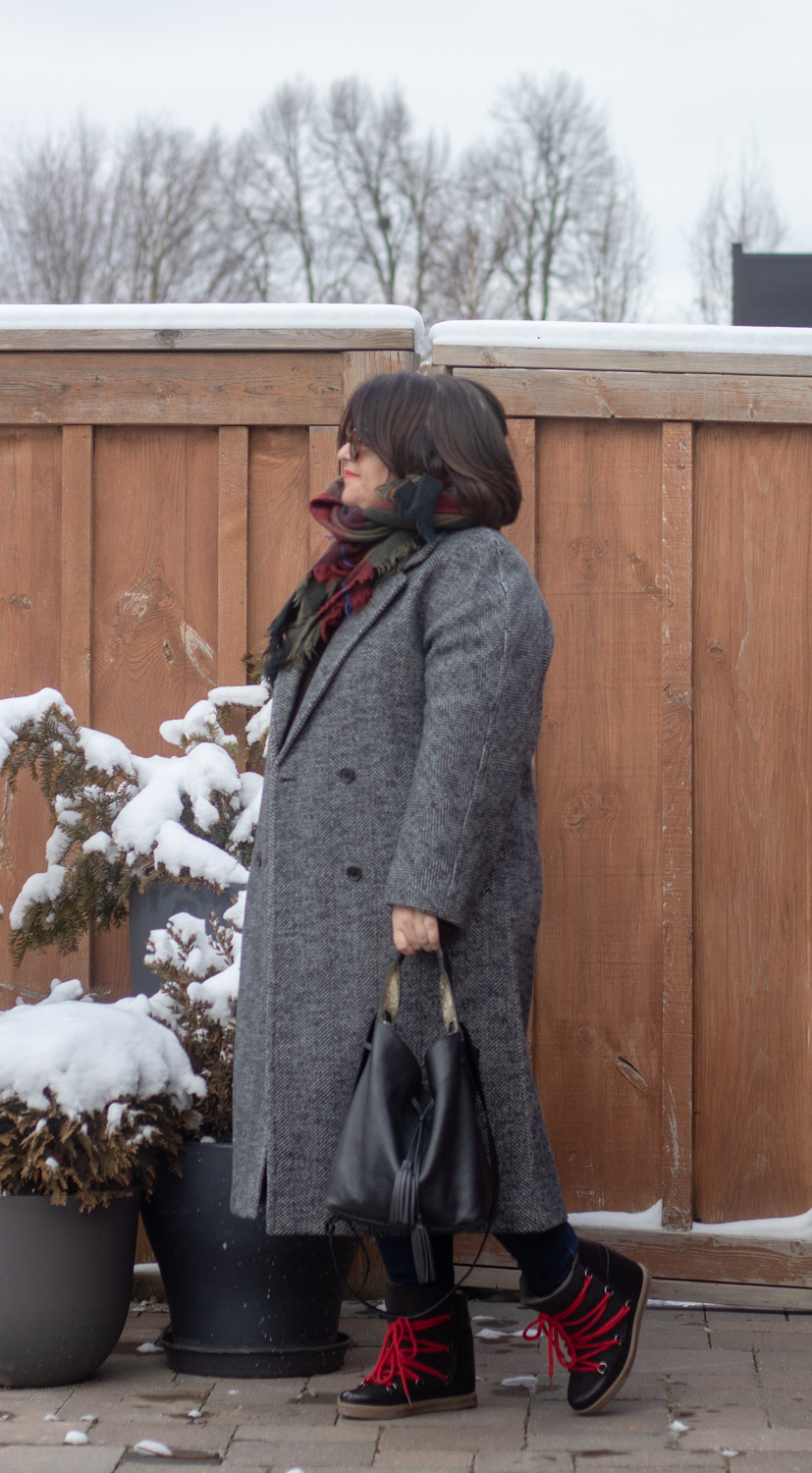 herringbone coat outfit