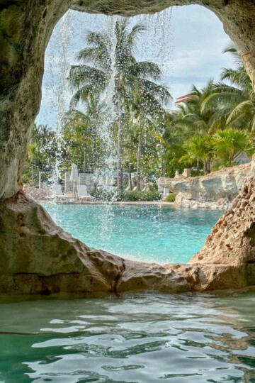 baha mar pool