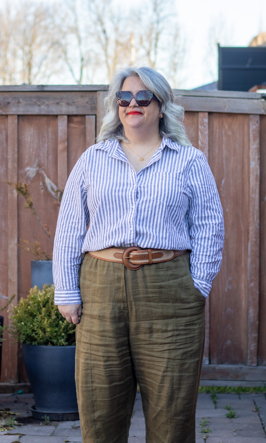 spring linen outfit uniform