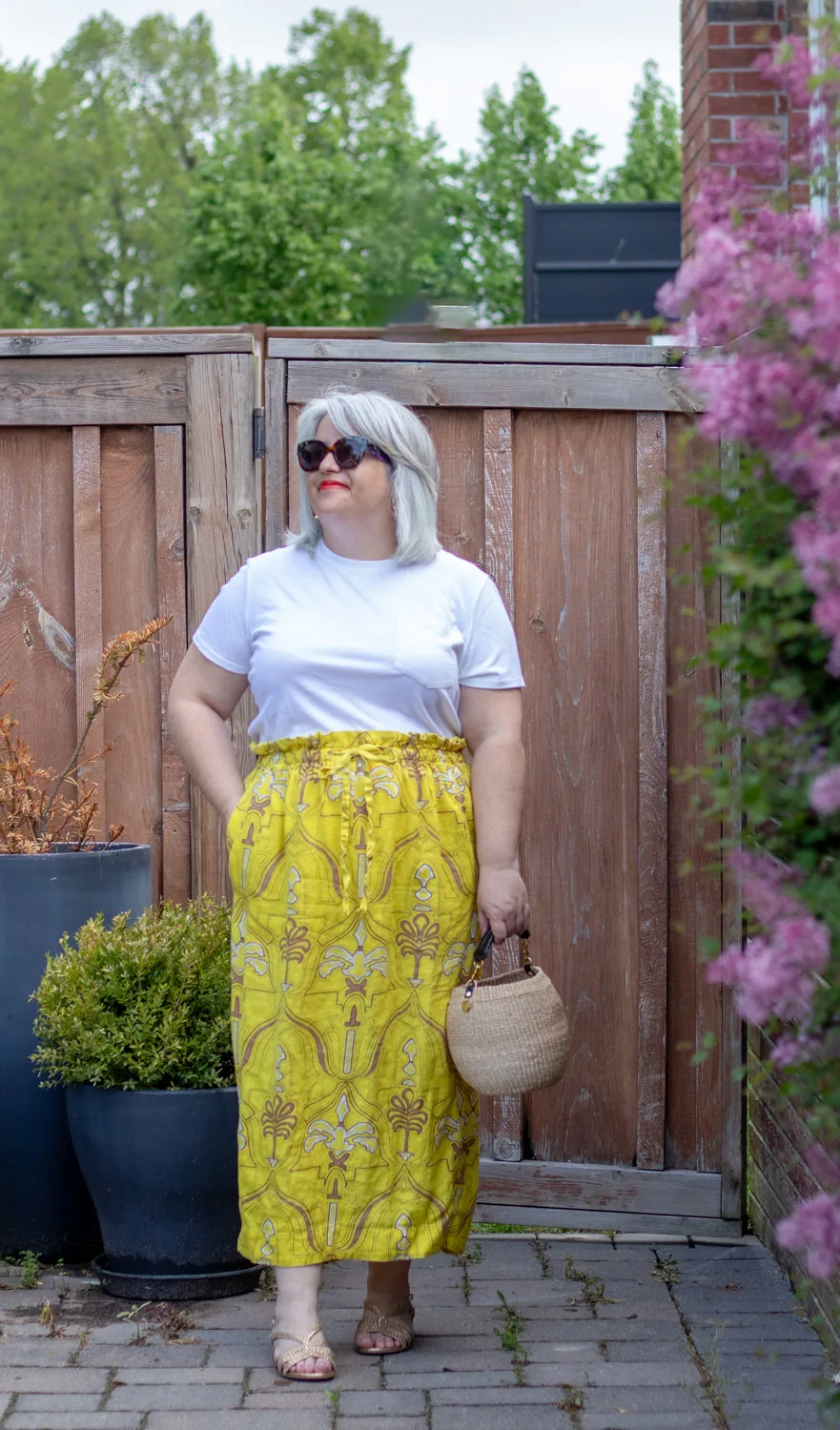 yellow linen skirt outfit