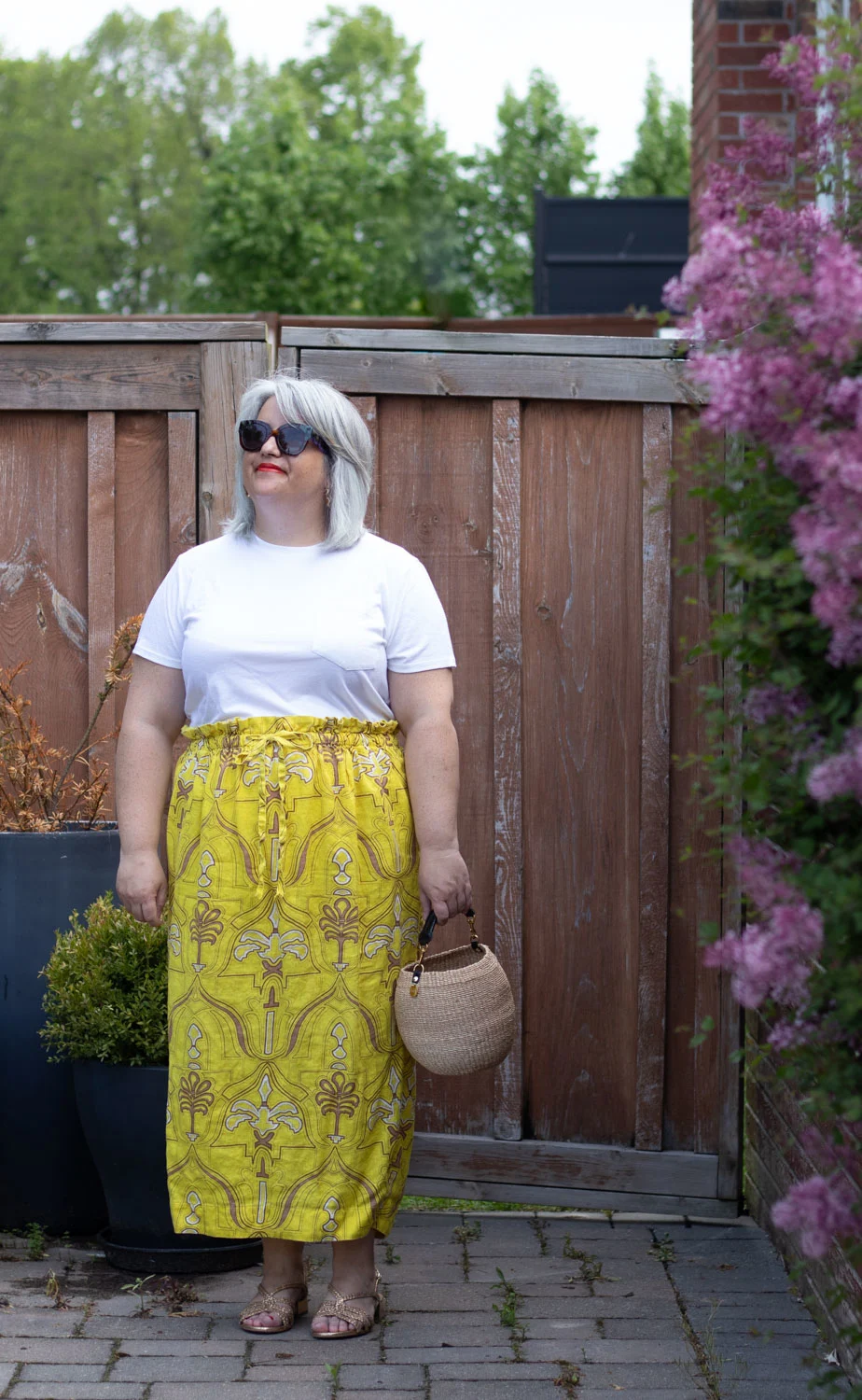 linen skirt summer outfit