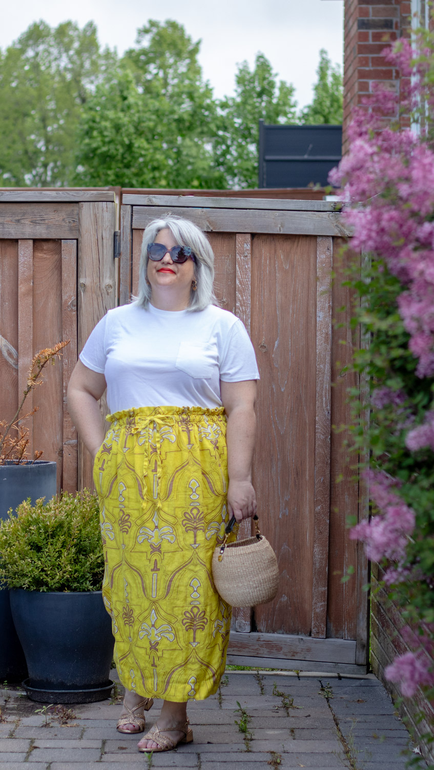 yellow linen skirt outfit