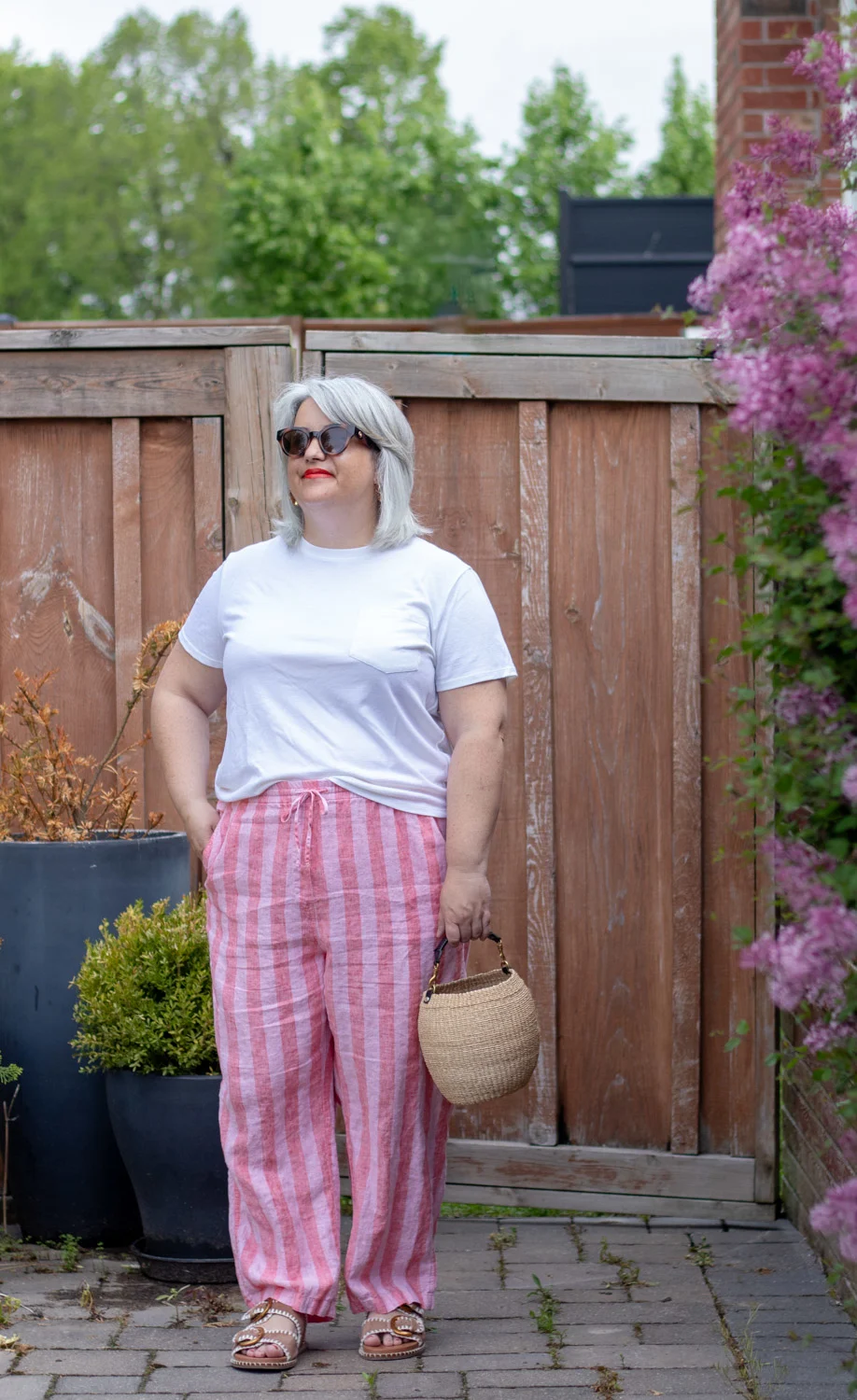 beachy linen pants outfit