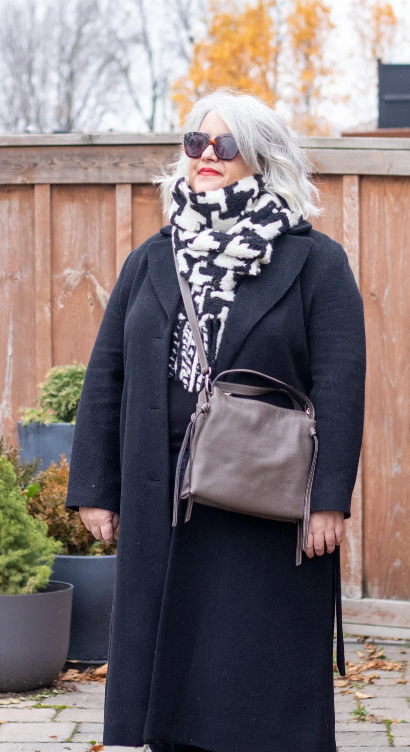 la canadienne maia cross body bag