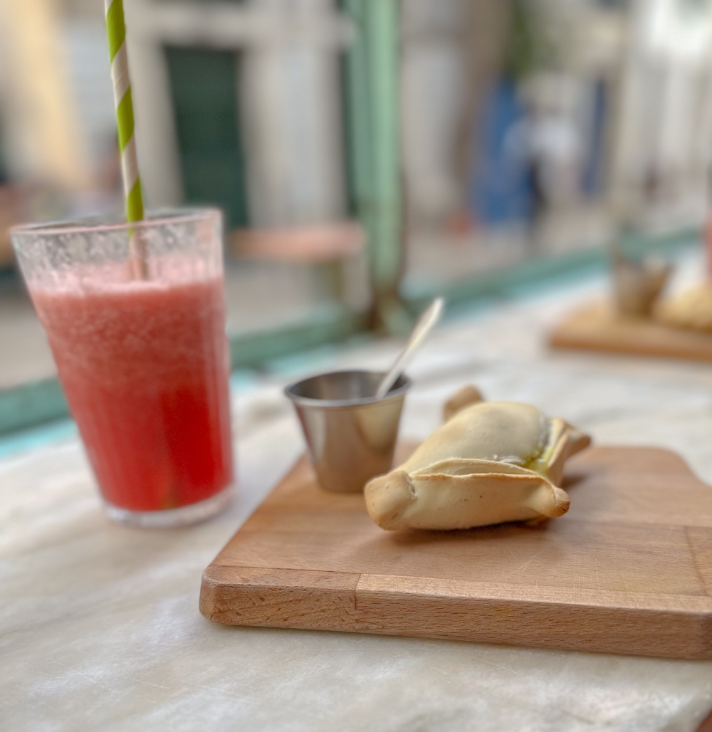 Union empanadas lisbon, where to eat in lisbon